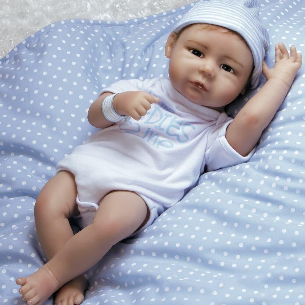 Paradise Galleries Baby Bundles: All the Ladies Love Me Collectors Doll - Picture 2 of 7